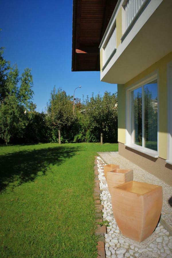 Yellow Dreamhouse Postojna Dış mekan fotoğraf